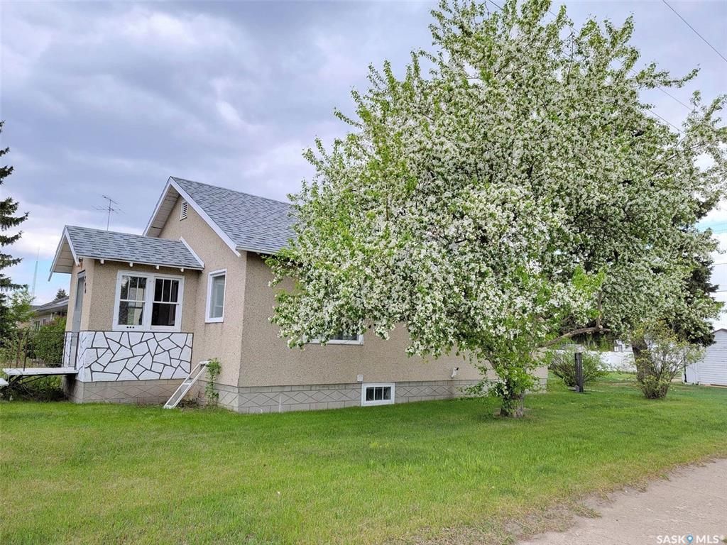 Main Photo: 296 3rd Avenue West in Unity: Residential for sale : MLS®# SK915521