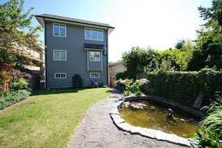 Photo 17: 14783 MARINE Drive: White Rock House for sale (South Surrey White Rock)  : MLS®# F1116157