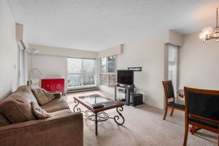 Photo 3: 311 215 MOWAT Street in New Westminster: Uptown NW Condo for sale in "Cedarhill Manor" : MLS®# R2868101