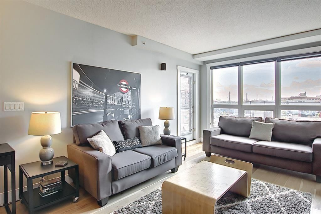 Photo 2: Photos: 808 8710 HORTON Road SW in Calgary: Haysboro Apartment for sale : MLS®# A1156805