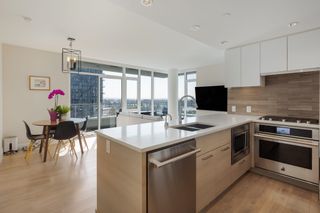 Photo 1: 1403 8533 RIVER DISTRICT Crossing in Vancouver: South Marine Condo for sale in "Quartet Encore" (Vancouver East)  : MLS®# R2814401