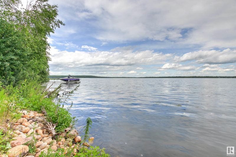 FEATURED LISTING: 115 3215 TWP RD 574 Rural Lac Ste. Anne County