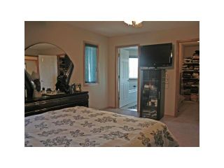 Photo 9: 152 APPLEMONT Close SE in CALGARY: Applewood Residential Detached Single Family for sale (Calgary)  : MLS®# C3453310