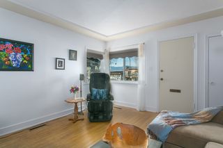 Photo 3: 2760 E 27TH Avenue in Vancouver: Renfrew Heights House for sale (Vancouver East)  : MLS®# R2033355