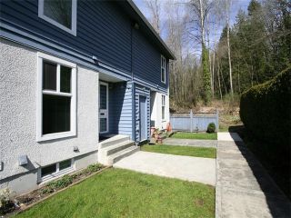 Photo 1: 39 315 SCHOOLHOUSE Street in Coquitlam: Maillardville Townhouse for sale : MLS®# V1055851