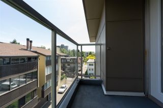 Photo 33: PH10 1288 CHESTERFIELD Avenue in North Vancouver: Central Lonsdale Condo for sale in "Alina" : MLS®# R2479203