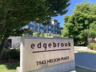 Photo 1: 407 2943 NELSON Place in Abbotsford: Central Abbotsford Condo for sale in "Edgebrook" : MLS®# R2595157