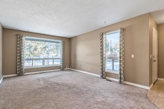 Photo 4: 466 Cannington Close SW in Calgary: Canyon Meadows Row/Townhouse for sale : MLS®# A2005101