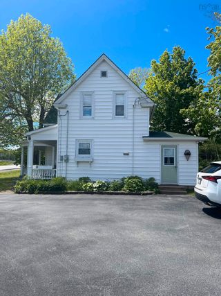 Main Photo: 2826 Highway 325 in Wileville: 405-Lunenburg County Residential for sale (South Shore)  : MLS®# 202222736