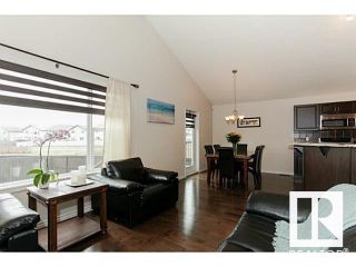 Photo 4:  in Edmonton: Zone 03 House for sale : MLS®# E4296544