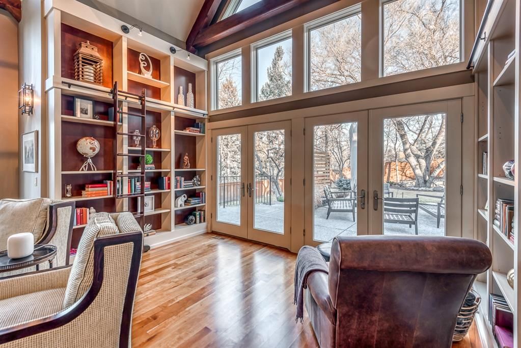 Photo 8: Photos: 2202 13 Street SW in Calgary: Upper Mount Royal Detached for sale : MLS®# A1181925