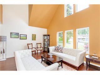 Photo 2: 1097 LOMBARDY Drive in Port Coquitlam: Lincoln Park PQ House for sale in "LINCOLN PARK" : MLS®# V1066604