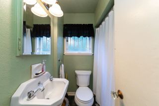 Photo 10: 1921 TATLOW Avenue in North Vancouver: Pemberton NV House for sale : MLS®# R2407439