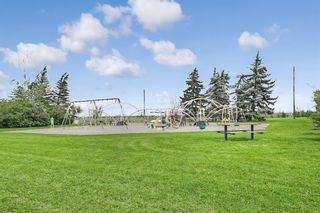 Photo 34: 430 18 Avenue NE in Calgary: Winston Heights/Mountview Semi Detached for sale : MLS®# A1136538