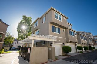 Photo 2: CHULA VISTA Townhouse for sale : 3 bedrooms : 1585 Hackberry Pl
