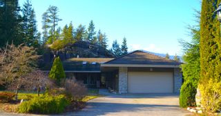 Photo 1: 158 STONEGATE Drive in West Vancouver: Furry Creek House for sale : MLS®# R2854559