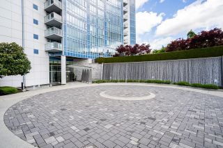 Photo 3: 808 4189 HALIFAX Street in Burnaby: Brentwood Park Condo for sale (Burnaby North)  : MLS®# R2880495