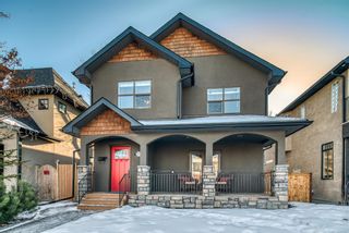 Photo 1: 2235 Bowness Road NW in Calgary: West Hillhurst Detached for sale : MLS®# A1182302