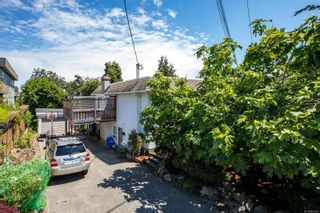 Photo 24: 323 Masters Rd in Victoria: Vi Fairfield West Row/Townhouse for sale : MLS®# 881402