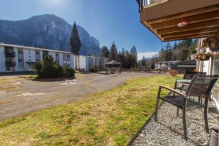 Main Photo: 64 38183 WESTWAY Avenue in Squamish: Valleycliffe Condo for sale in "Westway Village" : MLS®# R2755841