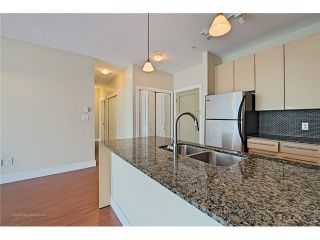 Photo 6: 214 6268 EAGLES Drive in Vancouver: University VW Condo for sale in "Clements Green" (Vancouver West)  : MLS®# V1067735