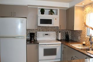Photo 10: 288 201 CAYER Street in Coquitlam: Maillardville Manufactured Home for sale in "WILDWOOD PARK" : MLS®# R2117360