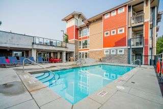 Photo 10: 212 2238 WHATCOM Road in Abbotsford: Abbotsford East Condo for sale in "WATERLEAF" : MLS®# R2809947