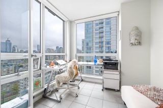 Photo 16: 2602 1201 MARINASIDE Crescent in Vancouver: Yaletown Condo for sale (Vancouver West)  : MLS®# R2774186