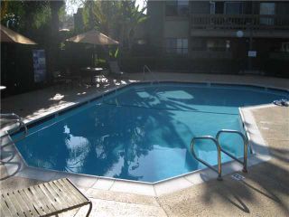 Photo 7: LA JOLLA Condo for sale : 1 bedrooms : 8354 Via Sonoma #C