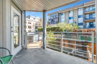 Photo 8: 304 122 E 3RD Street in North Vancouver: Lower Lonsdale Condo for sale in "Sausalito" : MLS®# R2847329