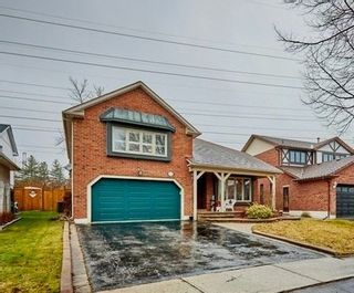 Photo 1: 2103 Lynn Heights Drive in Pickering: Liverpool House (Bungaloft) for sale : MLS®# E5880721