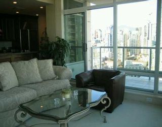 Photo 7: 2505 428 BEACH CR in Vancouver: False Creek North Condo for sale in "KING'S LANDING" (Vancouver West)  : MLS®# V603396