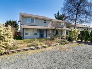 Photo 1: A 331 McLean St in CAMPBELL RIVER: CR Campbell River Central Half Duplex for sale (Campbell River)  : MLS®# 840229