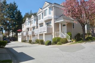 Photo 2: 5 6700 RUMBLE Street in Burnaby: South Slope Townhouse for sale in "FRANCISCO LANE" (Burnaby South)  : MLS®# R2772814