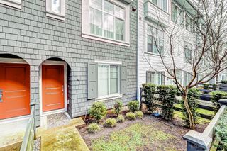 Photo 1: 25 15268 28 Avenue in Surrey: King George Corridor Townhouse for sale (South Surrey White Rock)  : MLS®# R2646999