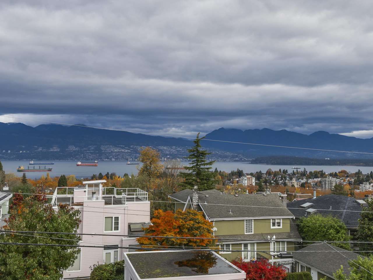 Main Photo: 3949 W 13TH Avenue in Vancouver: Point Grey House for sale (Vancouver West)  : MLS®# R2119677