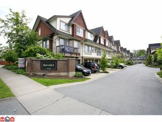 Photo 1: 19 7155 189TH Street in Surrey: Clayton Townhouse for sale in "Bacara" (Cloverdale)  : MLS®# F1114971
