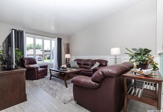 Photo 5: 367 Wakaw Crescent in Saskatoon: Lakeview SA Residential for sale : MLS®# SK945281