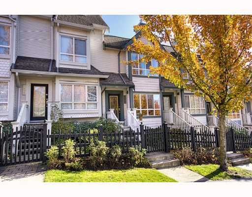 Main Photo: 7480 HAWTHORNE Terrace in Burnaby: Highgate Townhouse for sale in "ROCKHILL" (Burnaby South)  : MLS®# V795963