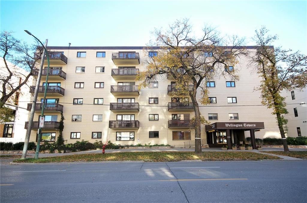 Main Photo: 204 250 Wellington Crescent in Winnipeg: Crescentwood Condominium for sale (1B)  : MLS®# 202224585