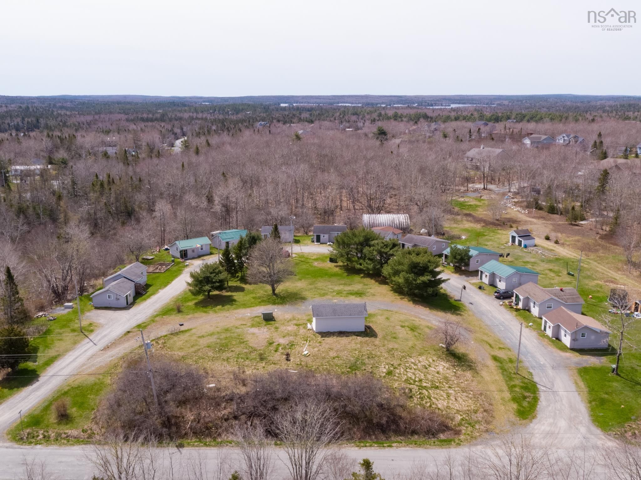 Main Photo: 14 Green Acres Drive in Hubley: 40-Timberlea, Prospect, St. Marg Multi-Family for sale (Halifax-Dartmouth)  : MLS®# 202209750