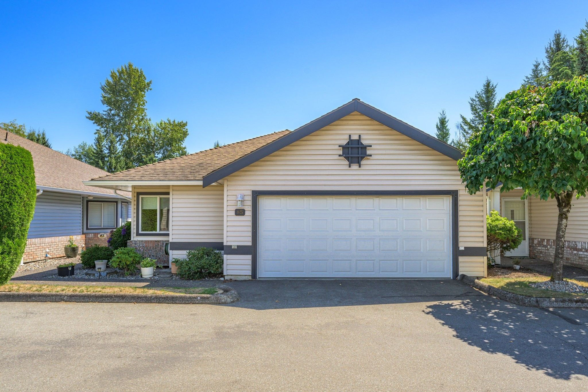 85 5550  Langley Bypass, Langley