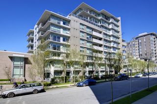 Main Photo: 2370 PINE Street in Vancouver: Fairview VW Townhouse for sale in "CAMERA" (Vancouver West)  : MLS®# V1018860
