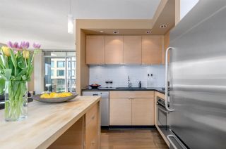 Photo 10: 1402 1055 HOMER Street in Vancouver: Yaletown Condo for sale in "DOMUS" (Vancouver West)  : MLS®# R2246941