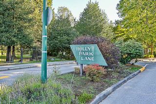 Photo 19: 14835 HOLLY PARK Lane in Surrey: Guildford Townhouse for sale (North Surrey)  : MLS®# R2211598