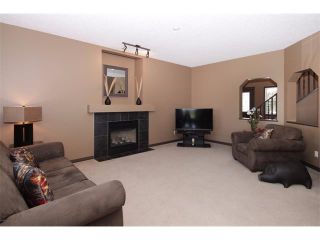Photo 10: 18 CRYSTAL SHORES Place: Okotoks House for sale : MLS®# C4018955