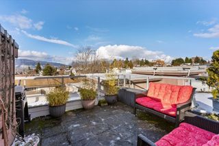 Photo 22: 410 2025 STEPHENS Street in Vancouver: Kitsilano Condo for sale in "Stephens Court" (Vancouver West)  : MLS®# R2755668