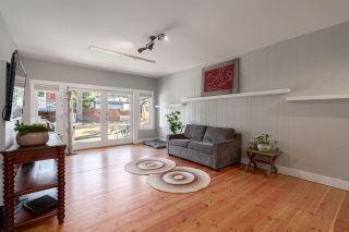 Photo 2: 41755 REID Road in Squamish: Brackendale House for sale in "BRACKENDALE" : MLS®# R2445526