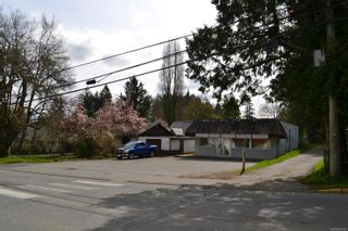 Photo 1: 3146 Gibbins Rd in Duncan: Du West Duncan Mixed Use for sale : MLS®# 929764