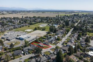 Photo 23: 5451 GROVE Avenue in Delta: Hawthorne House for sale in "HAWTHORNE" (Ladner)  : MLS®# R2785619